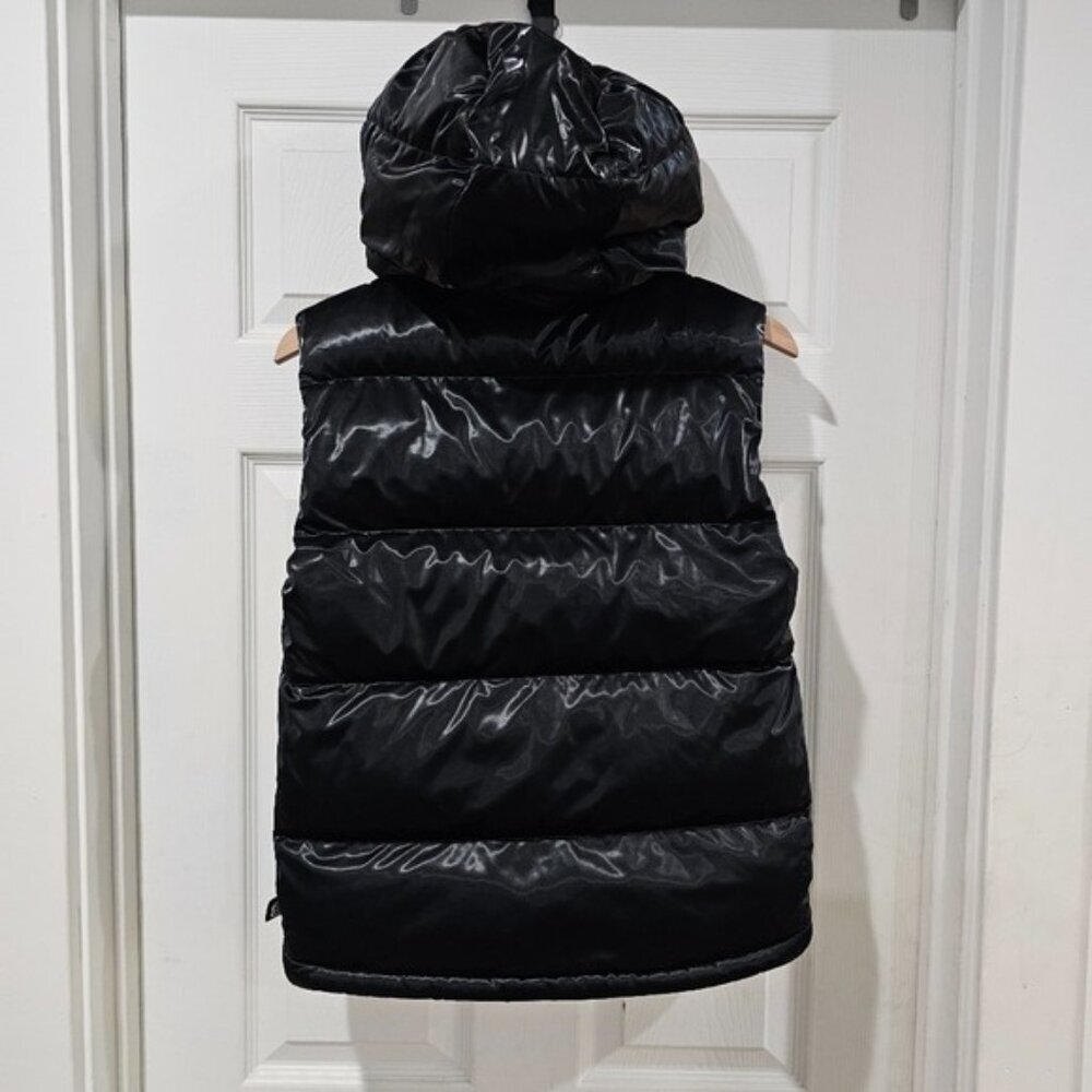 Aritzia the super puff™ vest - Picture 7 of 16